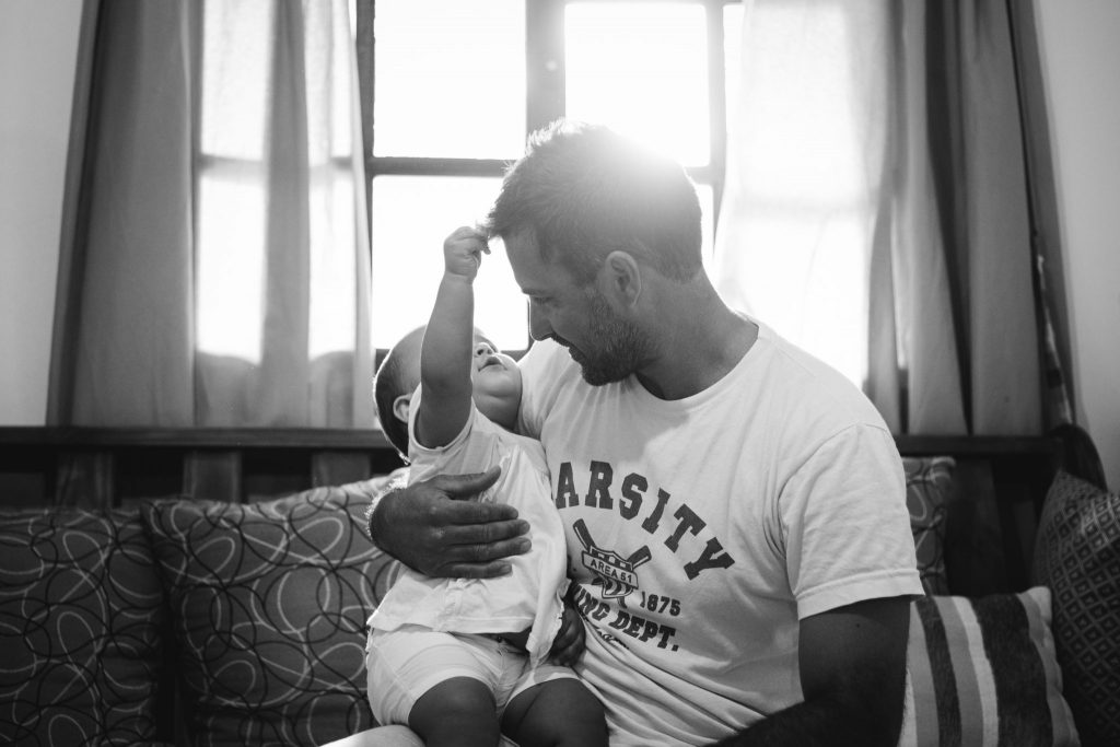 Documentary photography shows parents how beautifull and good they are with their children and how much love they have in their homes